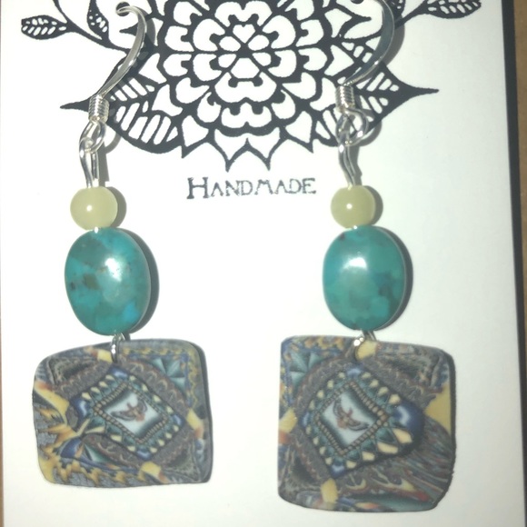 Artifact Earring - Picture 10 of 13